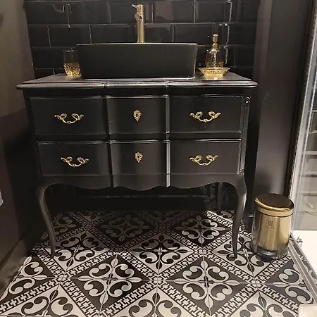 Les Loges De 아파트 *